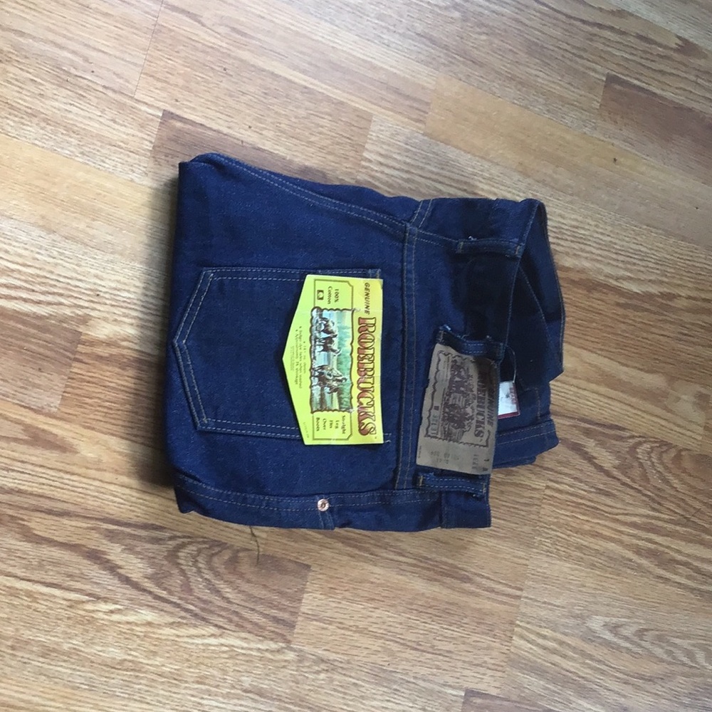 Jeans - Picture 2 of 11